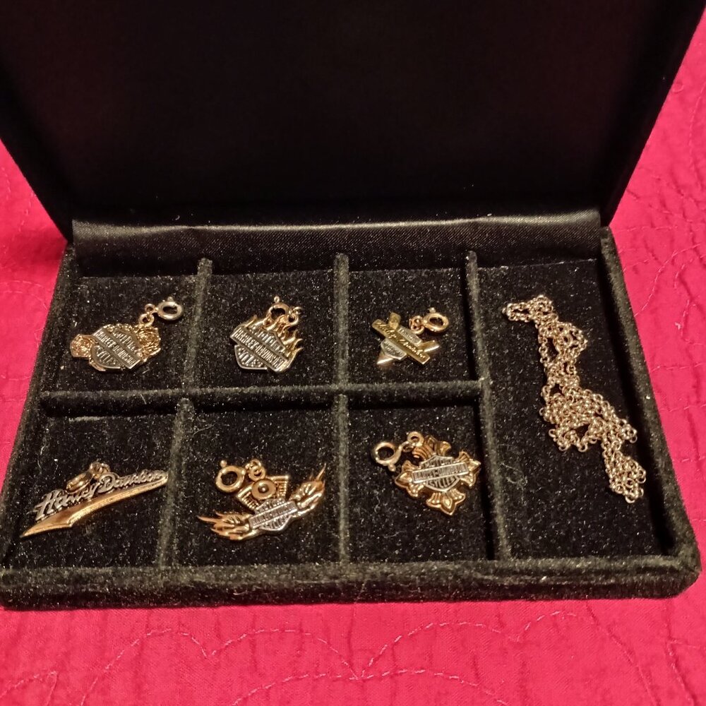 Harley-Davidson Necklace Set